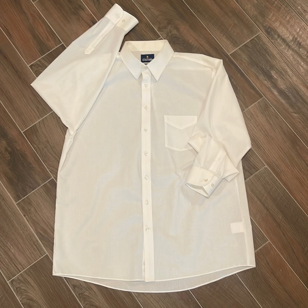 Men’s dress button down shirt